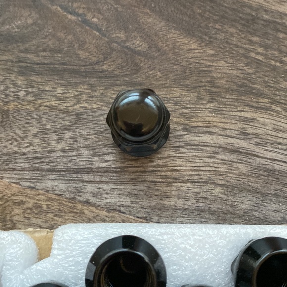 24 tall lug nuts for wheel 14 19mm acorn dome top black new closed end budged - Picture 3 of 8